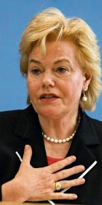 Erika Steinbach  w 1991 roku głosowała  w Bundestagu przeciw ratyfikacji polsko-niemieckiego traktatu granicznego 