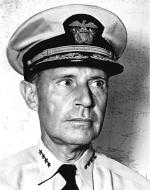 Admirał Raymond A. Spruance, dowódca 50. Zgrupowania Operacyjnego, które zdobywało Okinawę 