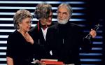 Michael Haneke odebrał Europejską Nagrodę Filmową za „Białą wstążkę” z rąk Wima Wendersa i unijnej komisarz Viviane Reding