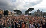 Tysiące włoskich studentów protestowały  w październiku przeciwko kontrowersyjnej reformie edukacji wprowadzonej przez rząd Berlusconiego