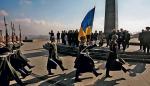 Ukraińscy żołnierze  mają maszerować w nowym, bardziej narodowym  stylu