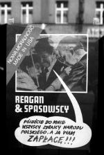 Słynne zdjęcie Romualda Spasowskiego  i jego żony  z prezydentem Reaganem wykorzystała peerelowska propaganda
