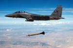 Amerykańska bomba burząca zrzucona z myśliwca F15 Eagle 