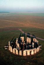 Megalityczny krąg kultowy Stonehenge niedaleko Salisbury w południowej Anglii