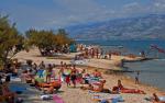 Wybrzeże Adriatyku w Chorwacji to od lat ulubiony cel wakacyjnych wyjazdów Polaków