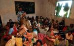 Indyjscy chrześcijanie z Naugaon w stanie Orissa musieli uciekać ze swojej wioski po pogromie w sierpniu 2008 r.