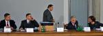 W hazardowej komisji śledczej po kilku dniach zgodnej pracy znów wybuchł konflikt. Przewodniczący Mirosław Sekuła z PO (drugi z lewej) spierał się z opozycją o termin zeznań kluczowego świadka 