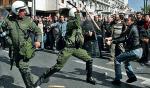 Wczorajsze protesty zakończyły się starciami  z policją.  Mimo to większość Greków nadal popiera zapowiadane przez rząd bolesne reformy