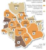 Na jakim etapie są w dzielnicach prace nad rejestracją on-line. Najbardziej zaawansowane we wdrażaniu systemu e-rejestracji do lekarzy są dwie dzielnice: Ursynów i Bemowo. Jednak system zapisów on-line działa na razie tylko w przychodniach na Ursynowie. Dla internautów zarezerwowano po parę miejsc u każdego z 40 specjalistów. Większość przychodni z innych dzielnic uruchomi taką możliwość najpóźniej do końca 2011 r.  Z internetowych udogodnień skorzystają także mieszkańcy podwarszawskich miejscowości, m.in. Raszyna i Łomianek, w których niektóre lecznice podlegają warszawskim ZOZ-om. Z elektroniczną rejestracją najpóźniej do 2011 r. ruszą również trzy stołeczne szpitale: Bielański oraz ginekologiczne przy Inflanckiej oraz Madalińskiego. 