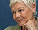 Dama Judi Dench jest kolumną podtrzymującą brytyjski teatr, a prywatnie – dowcipną wdową z pięcioma kotami