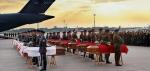 Ceremonia powitania ostatnich 21 ofiar katastrofy samolotu prezydenckiego pod Smoleńskiem odbyła się w piątek na lotnisku Okęcie 
