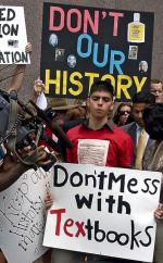 „Nie wybielajcie naszej historii” – domagali się uczestnicy protestu zorganizowanego w Austin, stolicy Teksasu