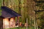 Drewniana chatka sauny stoi obok każdego fińskiego domu