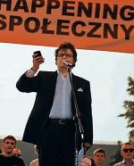 Janusz Palikot (PO) namawiał w środę  lublinian  do głosowania na kandydata Platformy.  Atakował jego najpoważniejszego konkurenta – Jarosława  Kaczyńskiego