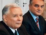 Jarosław  Kaczyński  i Waldemar Pawlak  podczas konsultacji  w sprawie  Rady Bezpieczeństwa Narodowego  17 maja