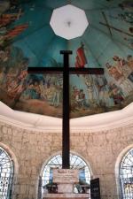 Krzyż postawiony przez podwładnych Magellana w Cebu na Filipinach / fot: joshua lim (sky harbor),