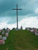 Krzyż w Gibach poświęcony pamięci pomordowanych / fot: obep ipn w białymstoku