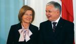 Po katastrofie smoleńskiej wydano kilka biografii zmarłego prezydenta Lecha Kaczyńskiego  (na zdjęciu  z żoną Marią  w 2005 r.),  a także  rodzinną historię Kaczyńskich 