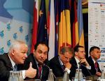 Panel „Przyszłość sektora bankowego”  – dyskutują Jan Krzysztof Bielecki, Krzysztof  Rozen, Krzysztof Kalicki,  Mateusz  Morawiecki  i Zbigniew  Jagiełło
