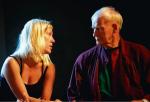  Reżyser Agnieszka Błońska i choreograf Anna Godowska w projekcie „Był sobie dziad i baba” nawiązały do myśli Amery’ego, według którego wyznacznikiem starzenia się jest „punkt, w którym człowiek  odkrywa, że  jest tylko tym, czym jest”