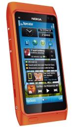 Nokia N8 stara się wyróżniać kolorem