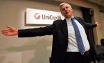 Alessandro Profumo kieruje UniCredit, największym bankiem we Włoszech, który jest głównym inwestorem  w Banku Pekao