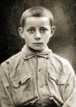 Jurek Bitschan, syn Aleksandry Zagórskiej, która była podczas walk we Lwowie komendantką Ochotniczej Legii Kobiet 