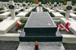 Płyta upamiętniająca zabranie zwłok nieznanego żołnierza z Cmentarza Obrońców Lwowa do Grobu Nieznanego Żołnierza w Warszawie