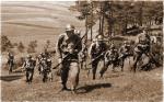  Żołnierze polscy w drodze na pozycje 