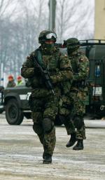 W Żandarmerii Wojskowej służy  3500 żołnierzy.  Na zdjęciu pokaz umiejętności  jej jednostki specjalnej  w Mińsku Mazowieckim  w 2009 r.