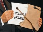 18 kwietnia 2007 r.:  Michel Platini  ogłasza, że  gospodarzami Euro 2012 będą Polska i Ukraina.  Były działacz cypryjskiego związku piłkarskiego Spyros Marangos przekonuje, że z ośmiu działaczy głosujących za tą kandydaturą   pięciu zostało przekupionych. Dostali rzekomo 11 mln euro,  a w handlu głosami miała pośredniczyć  cypryjska kancelaria prawna