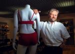 Wojciech Morawski,  szef i właściciel bieliźniarskiej  firmy Atlantic, zaczynał od przywożenia ubrań z Tajlandii. Dziś to najważniejszy  obok niemieckiego  Triumpha gracz rynku