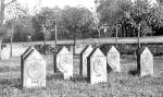 Lata 20. Cmentarz Kamionkowski. Stały tam nagrobki żołnierzy rosyjskich wyznania muzułmańskiego, poległych w czasie I wojny światowej