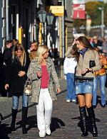 Na Łotwie,  w kraju, gdzie bezrobocie sięga niemal  20 procent,  nie ma problemu ze znalezieniem chętnych  do wyjazdu  do Irlandii  (na zdjęciu: ulica  w Rydze)