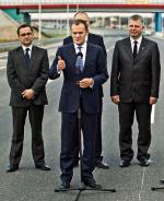 Donald Tusk był wczoraj  we Wrocławiu, gdzie promował kandydata PO na prezydenta miasta  i obejrzał budowę obwodnicy