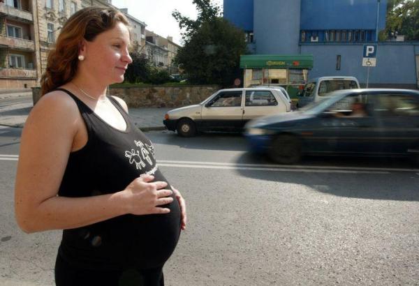 Kobiety w ciąży mogą stracić ochronę przed zwolnieniem z pracy