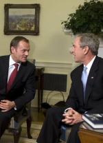 Donald Tusk z prezydentem George'm W. Bushem