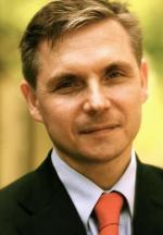Dr Marek Graczyński