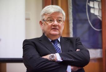 Joschka Fischer: Pakt fiskalny to za mało