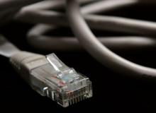 Końcówka RJ 45 kabla sieciowegoBigger