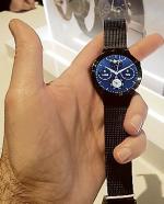 Huawei Watch is the first SmartWatch, which is difficult to distinguish from a traditional watch