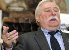 Lech WałęsaBigger