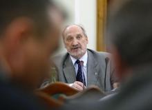 Po raporcie Antoniego Macierewicza agenci mogli zostać zdekonspirowaniBigger