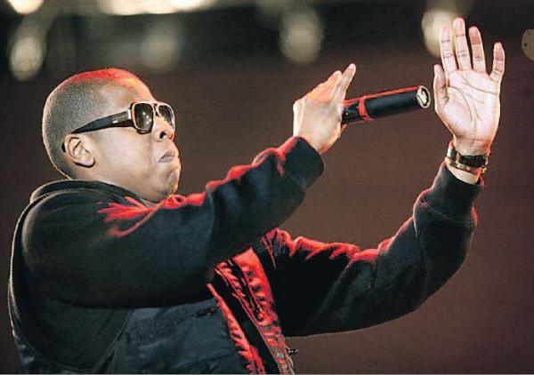 Jay-Z dał trwający godzinę przegląd swych ogromnych możliwości