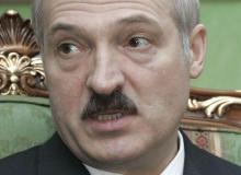 Aleksander ŁukaszenkoBigger