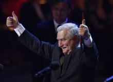 Lech Wałęsa podczas obchodów 25. rocznicy Nagrody NoblaBigger