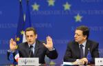 Prezydent Francji Nicolas Sarkozy i  szef Komisji Europejskiej   Jose Manuel Barroso