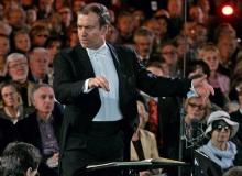 Valery Giergiev był w Warszawie w 2006 roku z Wiedeńskimi Filharmonikami. W tym samym roku otrzymał też muzycznego Nobla: szwedzką Polar Music PrizeBigger