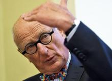 Wally Olins pomagał Portugalczykom i Hiszpanom zmienić wizerunek kraju, promował Londyn jako miasto olimpiadyBigger