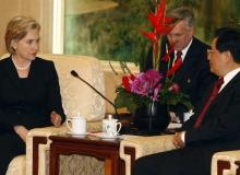 Szefowa amerykańskiej dyplomacji Hillary Clinton z wizytą u prezydenta Chin Hu JintaoBigger